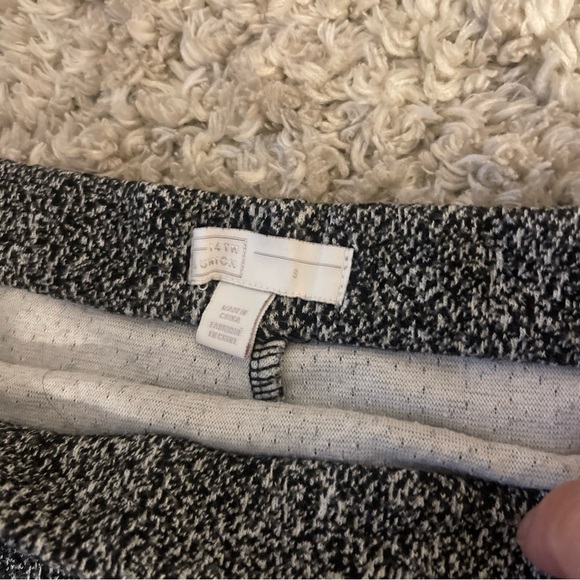 14th & Union Black Pencil Skirt - Picture 3 of 7